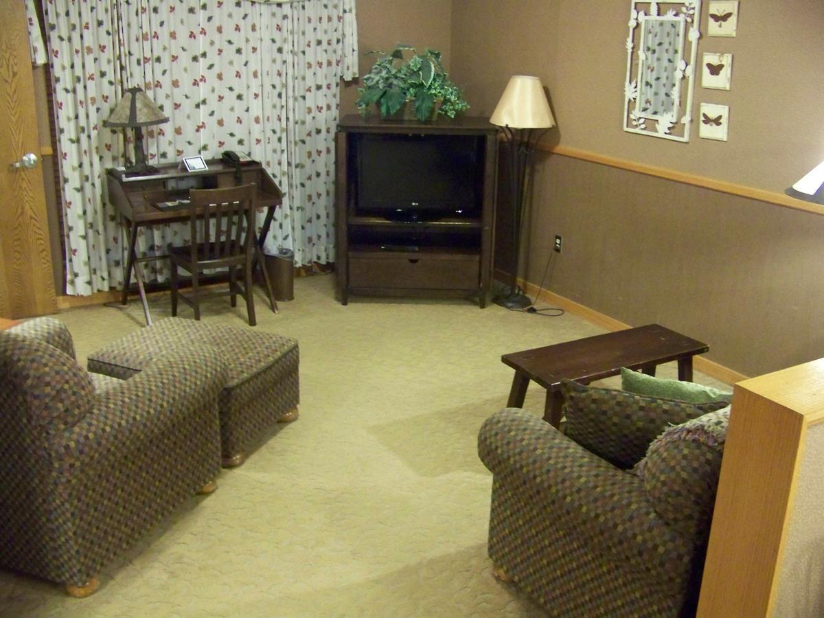 Clifty Inn Madison Room photo